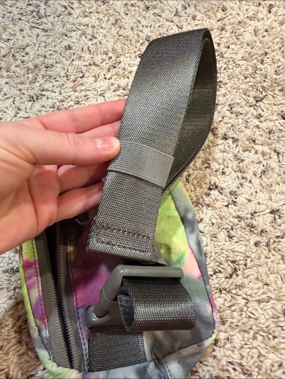 lululemon athletica Tie-Dye Belt Bag — Green, Pink & Gray - Picture 9 of 10